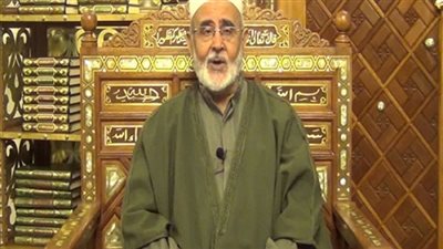 فتوى حول ترك صلاة الجمعة والإكتفاء بصلاة العيد.. ماذا قالت؟