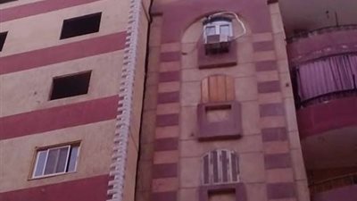 هل تتكرر كارثة الإسكندرية؟.. عقاران مائلان بالمعصرة