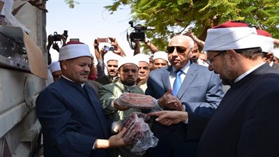 محافظ أسوان: وزير الأوقاف مقاتل والنتائج تؤتي ثمرتها فيما نراه الآن