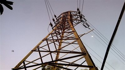 الكهرباء: متابعة تنفيذ خطة تحويل الخطوط الهوائية الجهد المتوسط إلى كابلات أرضية