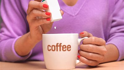 إحترس| المحليات الصناعية تصيبك بهذا المرض.. تعرف عليه