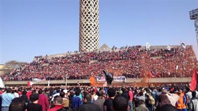 الأهلي يلغي تدريبات الفرق الرياضية بسبب الجماهير