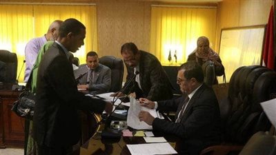 بالصور.. محافظ الفيوم يوجه بتوفير العلاج على نفقة الدولة لعدد من الحالات المرضية 