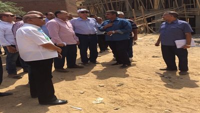 وزير الإسكان ومحافظ أسوان يتفقدان مشروع تطوير منطقة الصحابى بأسوان​