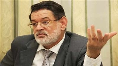 الخرباوى: الإخوان يتواصلون مع الفريق سامى عنان لخوض الانتخابات الرئاسية القادمة 