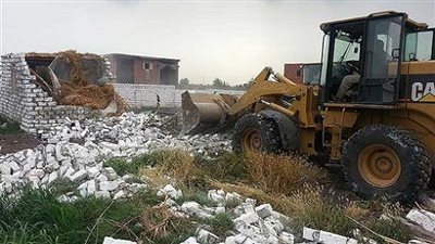 إزالة 36 حالة تعدى على الأراضى الزراعيه ونهر النيل بقنا