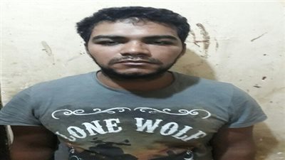 ضبط شخص لقيامة بسرقة دراجات بخارية باسلوب توصيل الاسلاك