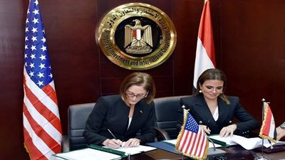نصر توقع 8 اتفاقيات للتعاون الاقتصادى مع الوكالة الأمريكية للتنمية الدولية