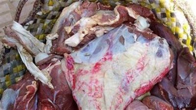 ضبط طن لحوم غير صالحة للاستهلاك في العبور