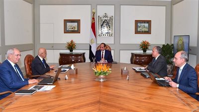 السيسي يجتمع مع رئيس مجلس الوزراء ووزير الموارد المائية والرى لبحث الاستعدادات لموسم السيول