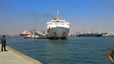 وصول وسفر 4 الاف و 927 راكب بموانى البحر الاحمر وتداول 489 شاحنة