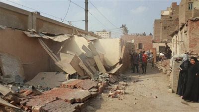 محافظ القاهرة لرؤساء الأحياء: لا تهاون في تطبيق القانون لمنع المخالفات