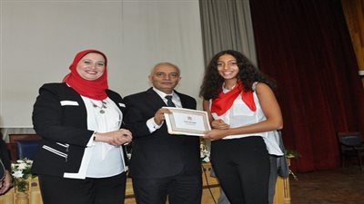 التعليم تكرم الطلاب الحاصلين على المراكز الأولى بالبطولة العربية فى الجمنزياد المدرسى العربى بلبنان