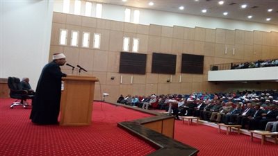 وزير الأوقاف: 