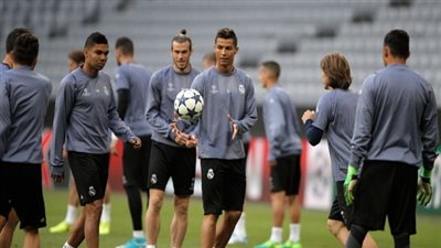 ريال مدريد يختتم تدريباته لملاقاة توتنهام في دوري أبطال أوروبا