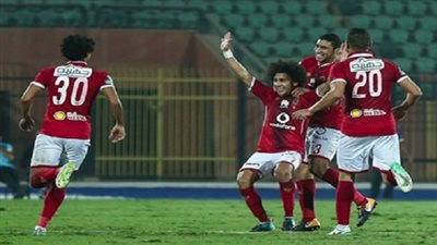 الأهلي يتقدم بثلاثية أمام الرجاء بالشوط الأول