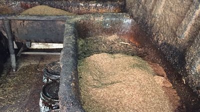 ضبط مصنع معسل به مواد مجهولة المصدر بالساحل