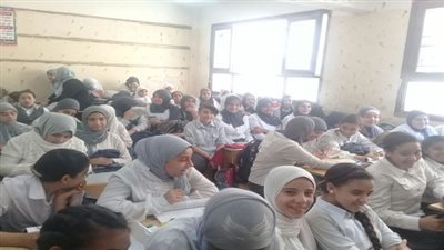 قوافل التعليم للمتابعة الجماعية للتعليم الأساسي تتفقد عدد من المدارس وتعمل على إزالة السلبيات بها