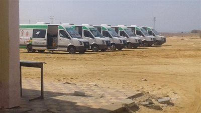 صحة السويس..  قافلة طبية تتجه الى عيون موسي لعلاج الاهالى بالمجان 