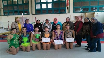 التعليم تكرم الطالبات الفائزات في بطولة الجمهورية للمدارس للجمباز الإيقاعى