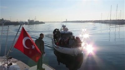 هجوما بقذائف صاورخية ضد مواقع تابعة لخفر السواحل التركي