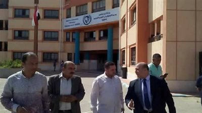 وكيل وزارة التربية والتعليم في زيارة لمدرسة المتفوقين بالدقهليه