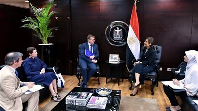 نصر تبحث مع سفير الاتحاد الأوروبى زيادة الاستثمارات حتى 2020