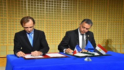 بالصور.. ننشر قائمة الوثاق التعاقدية الموقعة بين مصر وفرنسا 