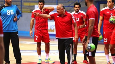 بعثة الأهلي لكرة اليد تغادر تونس غدا