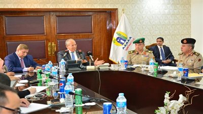 وزير التنمية المحلية: بدء الاختبارات لـ١٣٠٧ من المتقدمين  لمسابقة شغل الوظائف القيادية بالإدارة المحلية