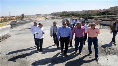 وزير الإسكان: سرعة الانتهاء من كوبرى العبور بمدينة 6 أكتوبر​