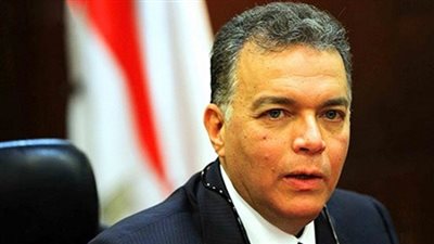 وزير النقل: 16 مليار جنيه لشراء 1000 عربة قطار مميز