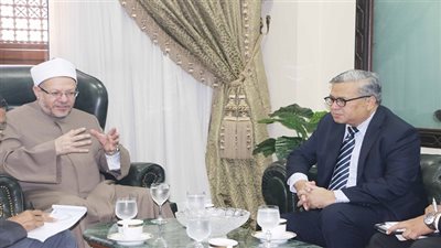 مفتي الجمهورية يستقبل السفير الإندونيسي بالقاهرة لبحث أوجه تعزيز التعاون 