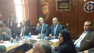 وزير التنمية المحلية: إنشاء مجلس أمناء من شركات البترول لدعم خطة تنمية محافظة السويس