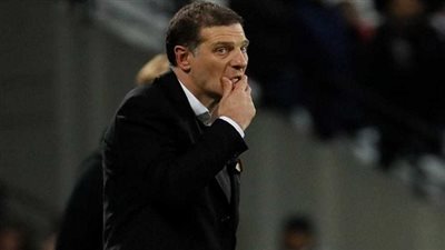 رسميا.. إقالة مدرب وست هام بعد رباعية ليفربول