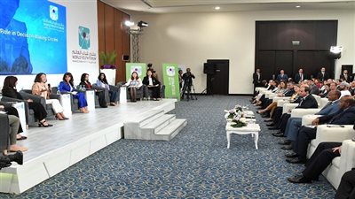 السيسي يُشارك في حلقة نقاش بعنوان 