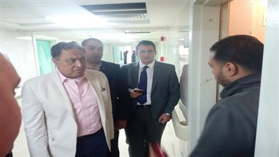 فى زيارة مفاجئة لمستشفى الهلال.. وزير الصحة يتفقد أعمال التطوير والخدمات الطبية المقدمة للمرضى