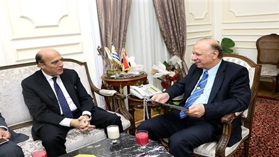 محافظ القاهرة يستقبل عمدة مونتفيديو عاصمة أوروجواي