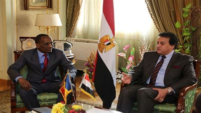 عبد الغفار يؤكد على دعم مصر لتشاد في المجالات التعليمية والبحثية