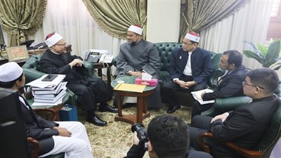 مفتي الجمهورية يستقبل وفدًا تايلانديًّا لبحث تعزيز التعاون الديني بين دار الإفتاء وتايلاند