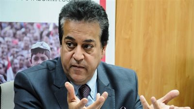 وزير التعليم العالى يعتمد قرارات تعيين جديدة لعدد من القيادات الإدارية بالجامعات