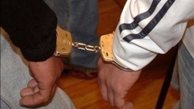 القبض على شخصين يتاجرون فى الحبوب المخدرة وبحوزتهم 1600 قرص وبعض الأموال بنبروه دقهلية  