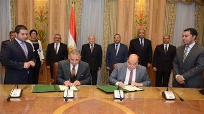 العصار يشهد توقيع بروتوكول تعاون بين 