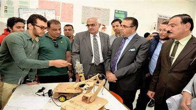 بالصور.. رئيس جامعة المنصورة يتفقد تطوير وتحديث معامل التدريب العملى بكلية الهندسة 