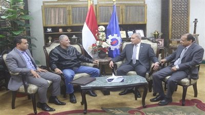 بالصور.. محافظ السويس يستقبل وفد مجلس الوزراء لمتابعة المشروعات القومية