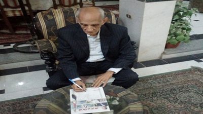 عضو لجنة الدفاع والأمن القومي بمجلس النواب يوقع لحملة 