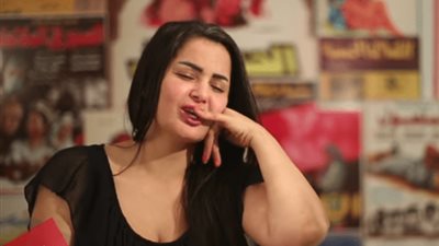 شاهد| جنون سما المصري: تصرفات غريبة مع الجمهور والمعجبين