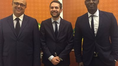 سكرتير عام الاتحاد الإفريقي يدعم والداه بانتخابات الأهلي