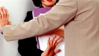 معلم يتحرش بطالبة في شبرا.. إقرا التفاصيل