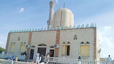 في أول صلاة بعد الحادث الإرهابي.. خطيب مسجد الروضة يوجه رسالة